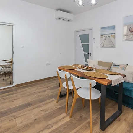 The House Apartment